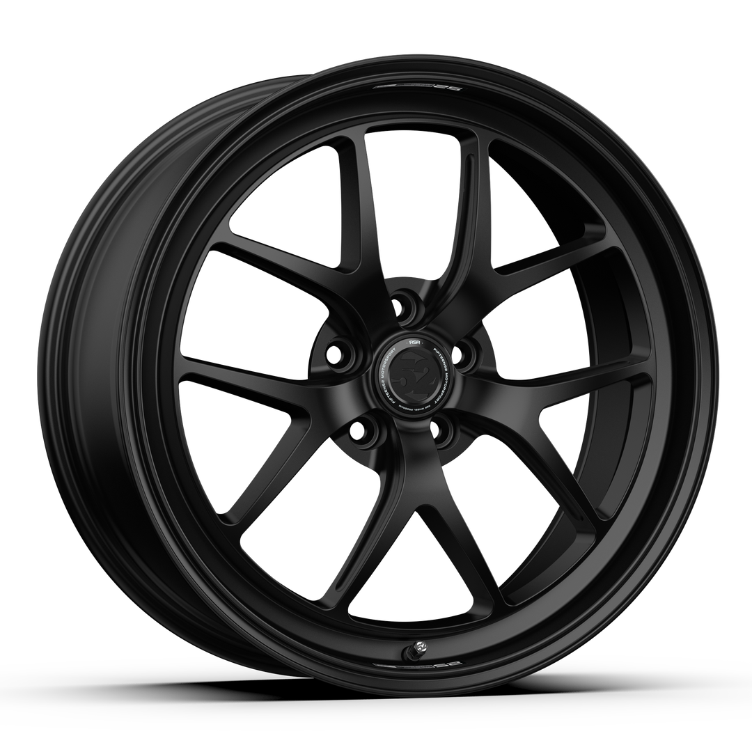 Fifteen52 Sector RSR Asphalt Black