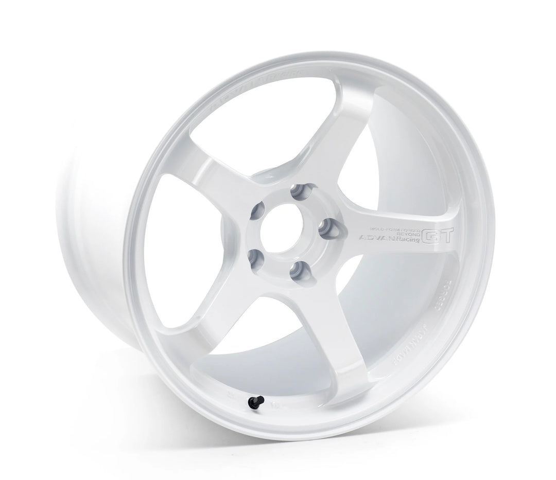 Advan Racing GT Beyond 18x9.5 +38 5x120 - Racing White
