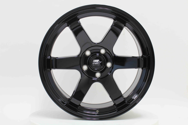 MT01 - Glossy Black - 18x8.5 5x114.3 Offset +35