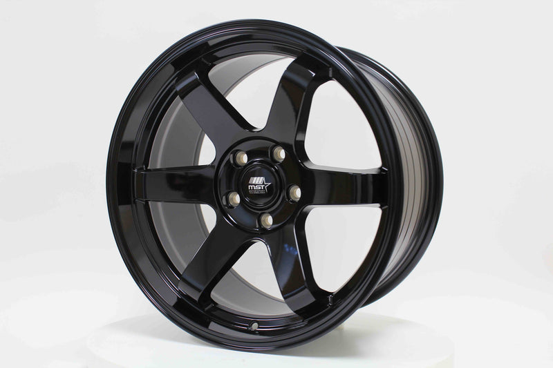 MT01 - Glossy Black - 18x9.5 5x114.3 Offset +35