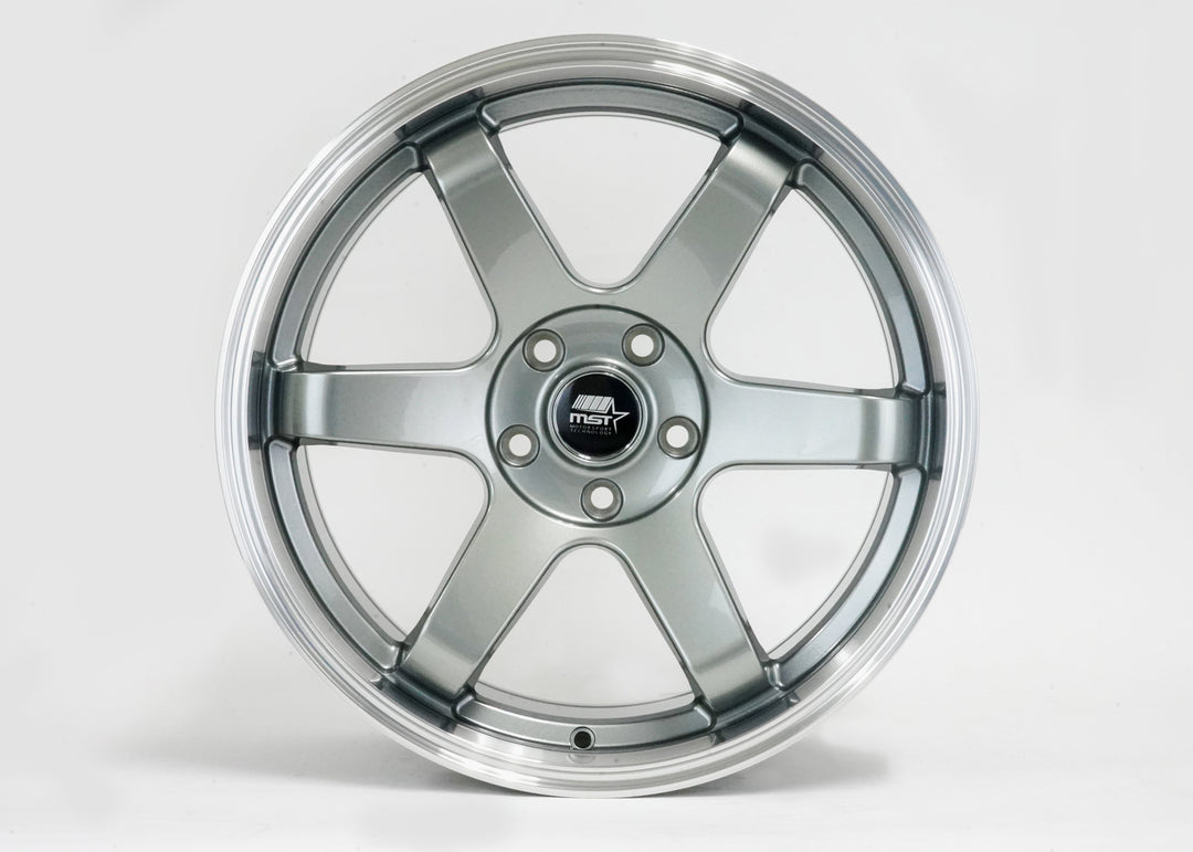 MT01 - Gunmetal w/Machined Lip - 18x9.5 5x114.3 Offset +35