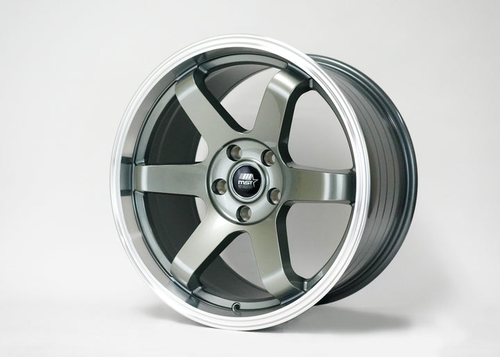 MT01 - Gunmetal w/Machined Lip - 18x8.5 5x114.3 Offset +35
