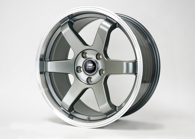 MT01 - Gunmetal w/Machined Lip - 18x9.5 5x114.3 Offset +35