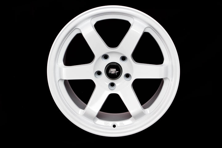 MT01 - Glossy White - 17x9.0 5x114.3 Offset +35