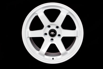 MT01 - Glossy White - 17x9.0 5x114.3 Offset +35