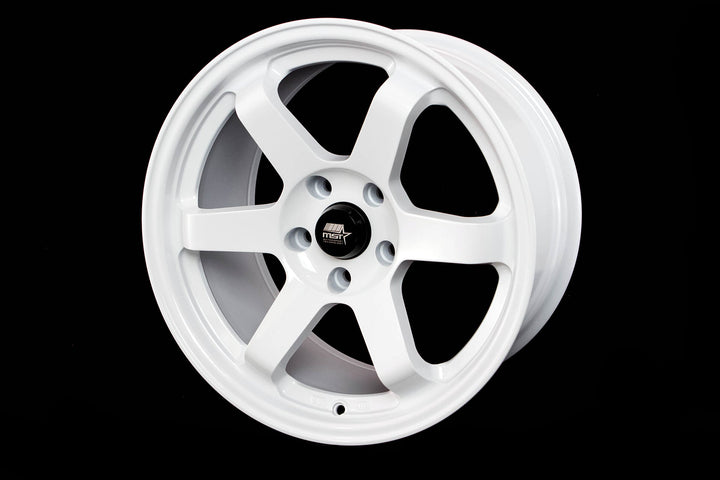 MT01 - Glossy White - 17x9.0 5x114.3 Offset +35