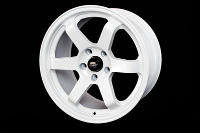 MT01 - Glossy White - 17x9.0 5x114.3 Offset +35