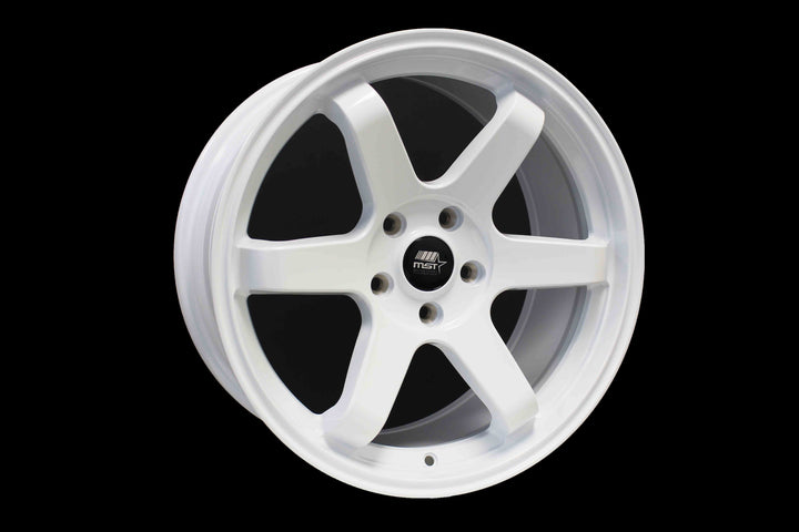 MT01 - Glossy White - 18x8.5 5x114.3 Offset +35