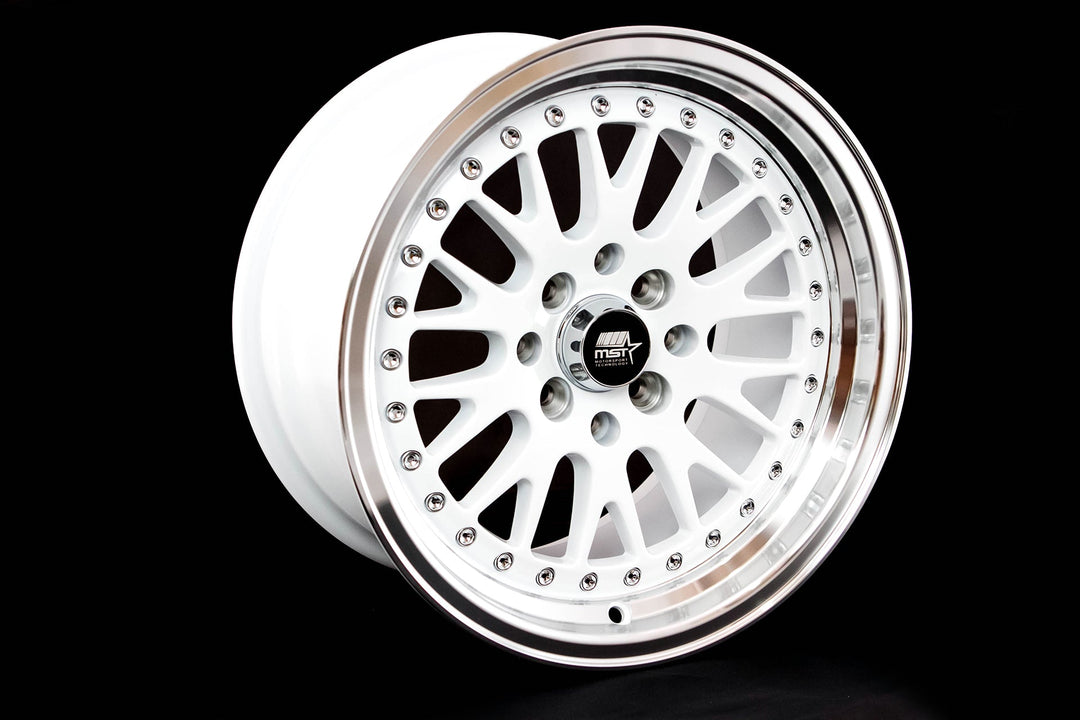 MT10 - White w/Machined Lip - 15x8.0 4x100/4x114.3 Offset +25