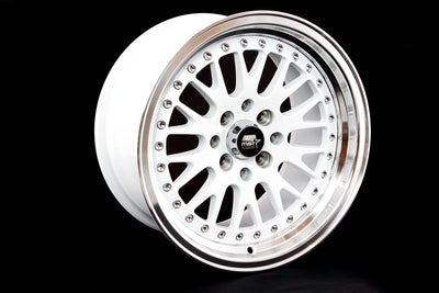 MT10 - White w/Machined Lip - 15x8.0 4x100/4x114.3 Offset +25