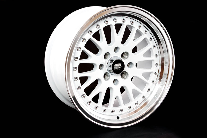 MT10 - White w/Machined Lip - 15x8.0 4x100/4x114.3 Offset +25