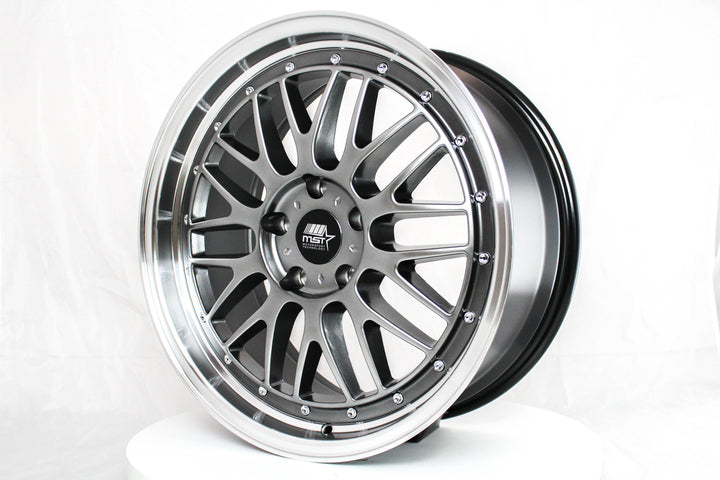 LeMan - Hyper Black w/Machined Lip - 19x9.5 5x120 Offset +35