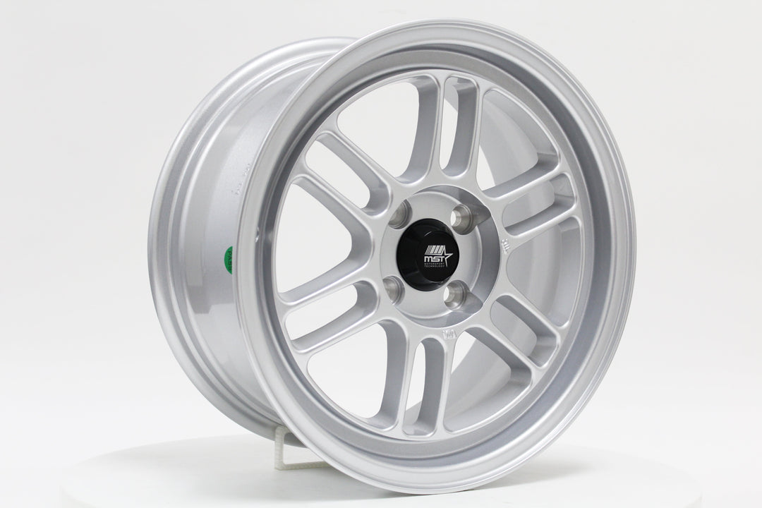 Suzuka - Glossy Silver - 15x7.0 4x100 Offset +33