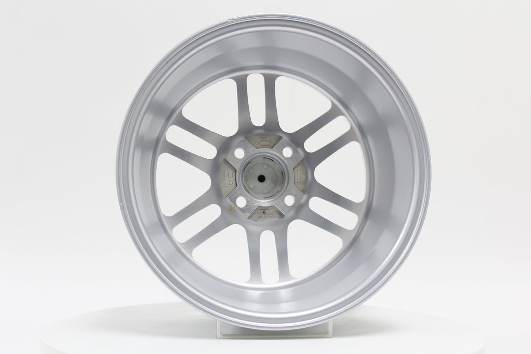 Suzuka - Glossy Silver - 15x7.0 4x100 Offset +33