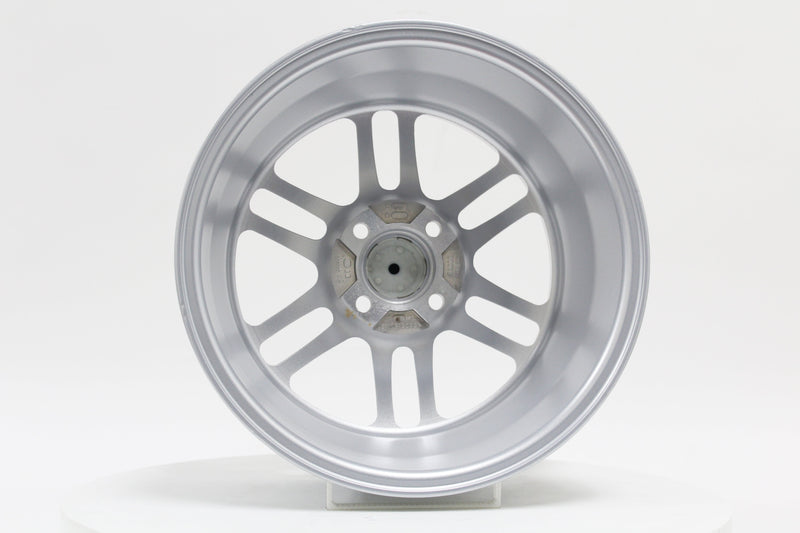 Suzuka - Glossy Silver - 15x7.0 4x100 Offset +33