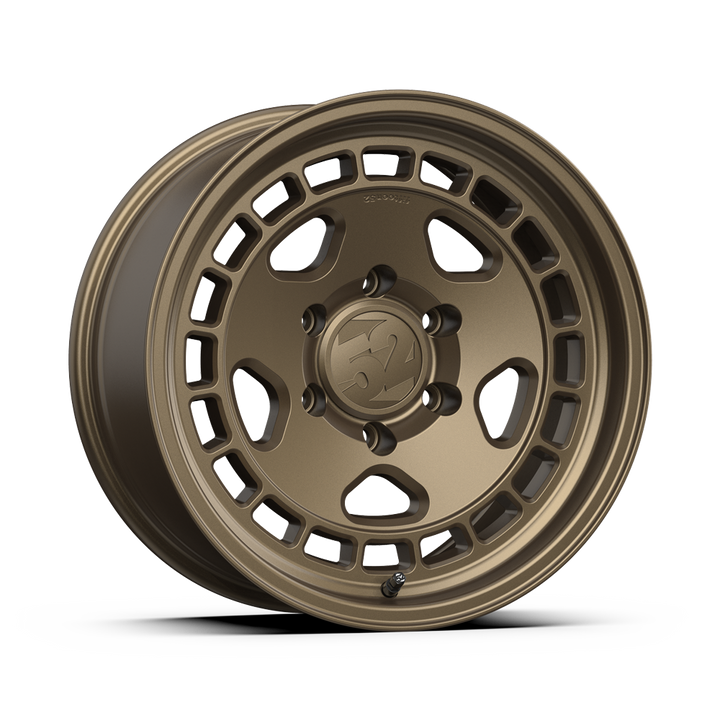 Fifteen52 Turbomac HD Classic Bronze