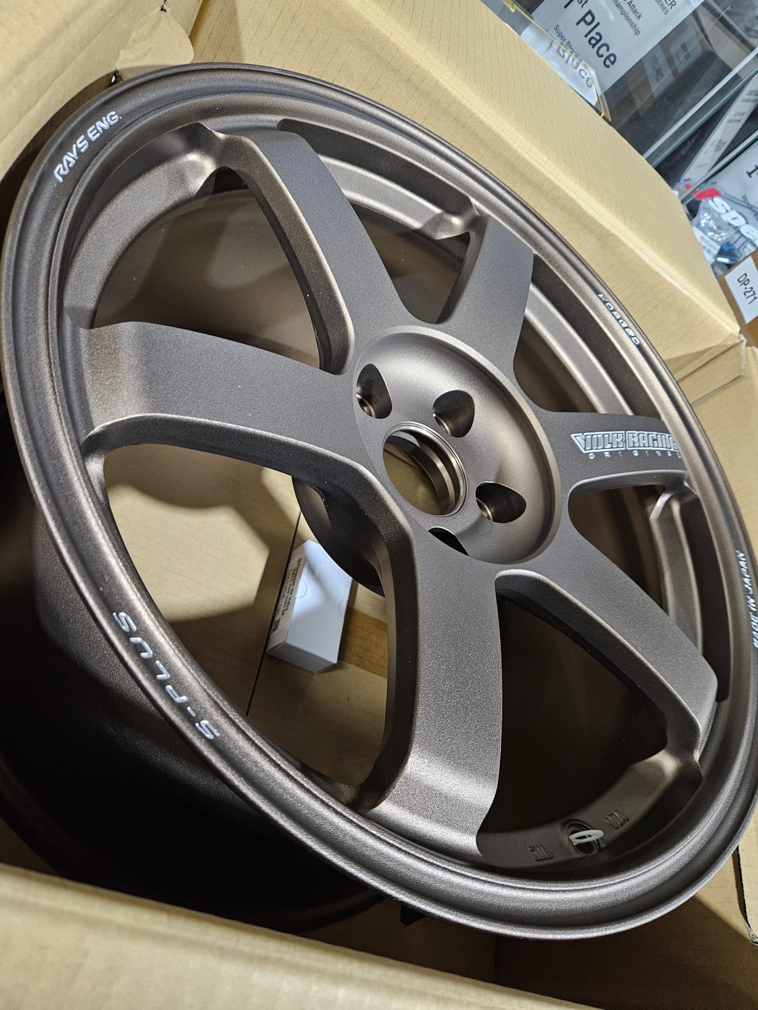 Volk Racing TE37 Saga S-Plus 18x9.5 +34 5x114.3 - Bronze Almite